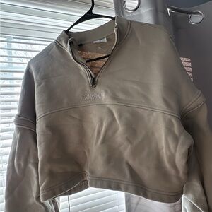 Gymshark Sage Green Half-Zip Cropped Sweatshirt